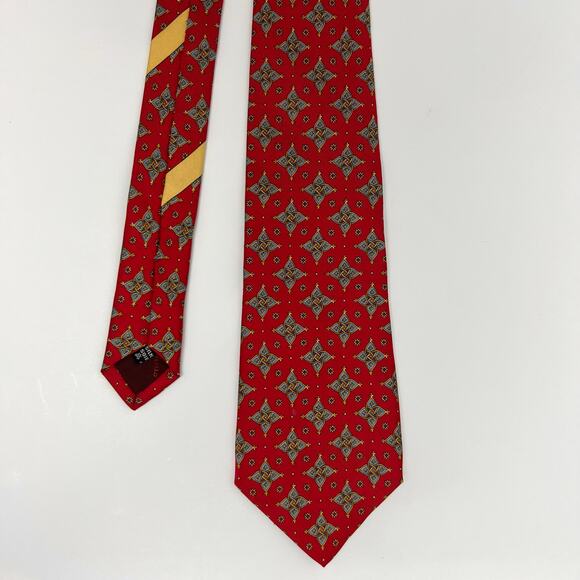 Salvatore Ferragamo Men's Luxury Silk Red Tie Classic Geometric Pattern - Picture 7 of 7